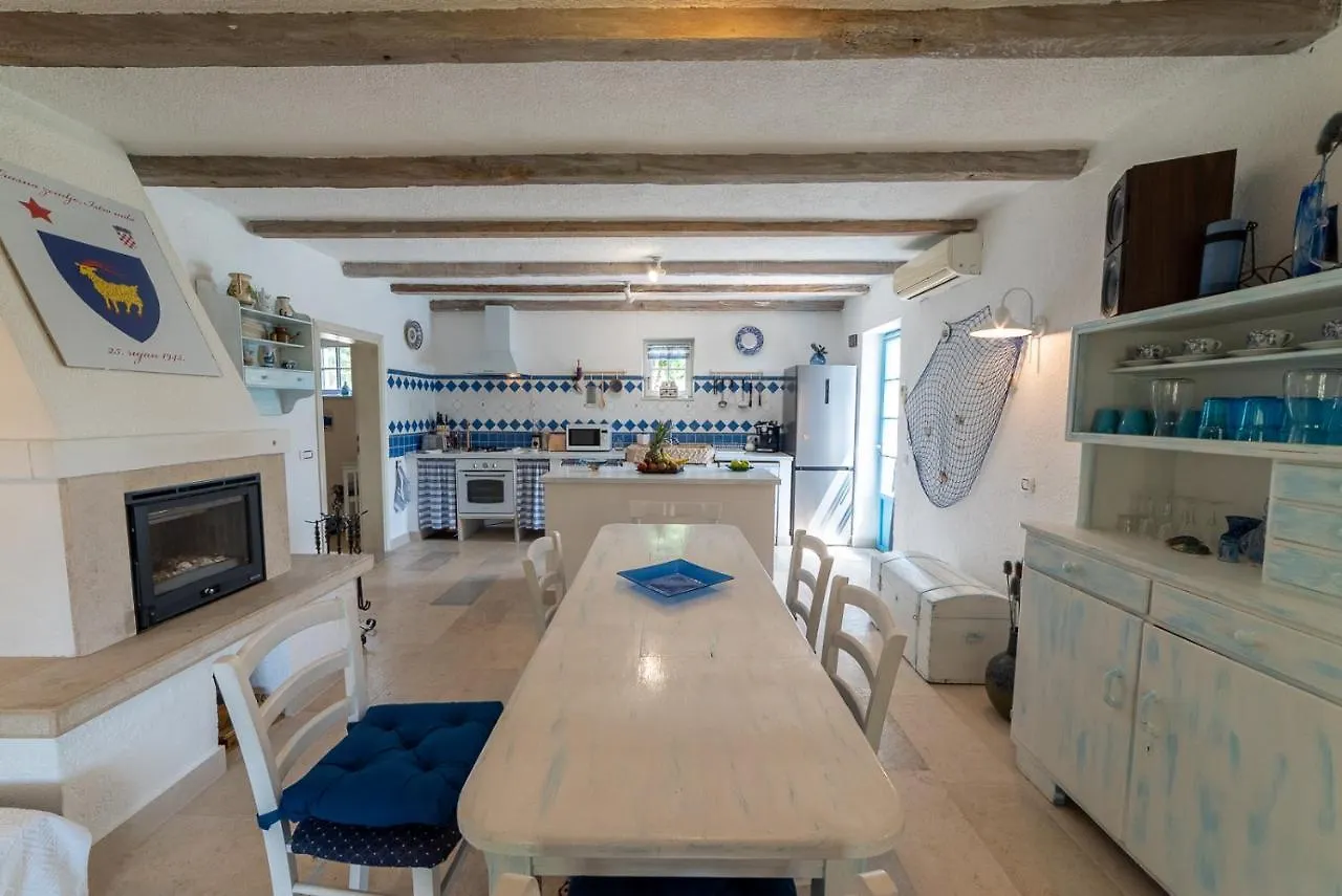 Julijud, Heated Pool, Jacuzzi, Dome And Sauna Brajkovici  Villa Brajkovici (Pazin)