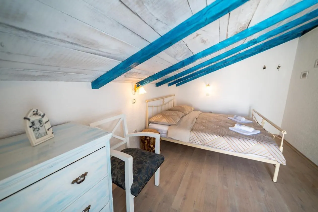 Julijud, Heated Pool, Jacuzzi, Dome And Sauna Brajkovici  ヴィラ Brajkovici (Pazin)